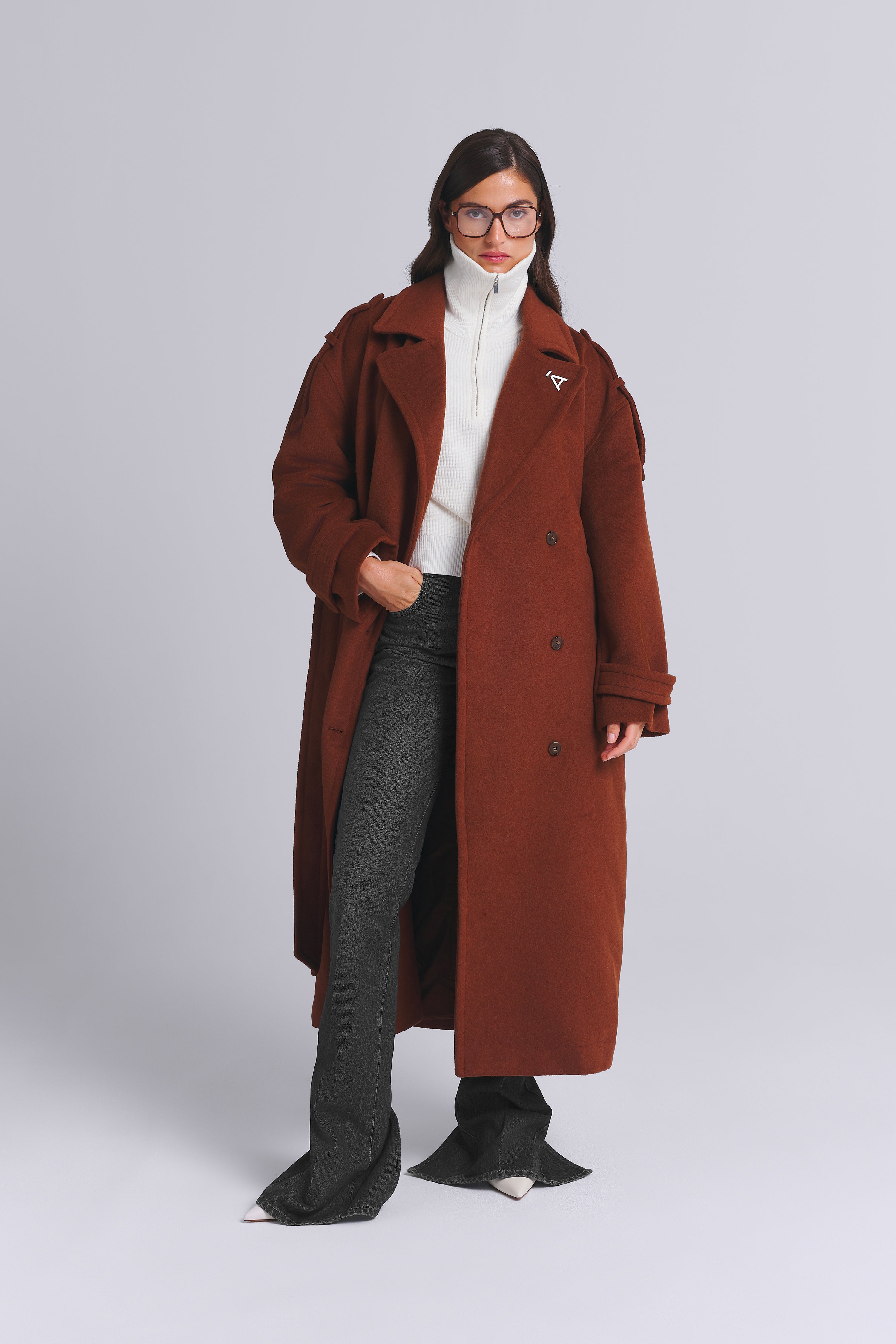 DOUBLE BREASTED OVERSIZED WOOL COAT 02