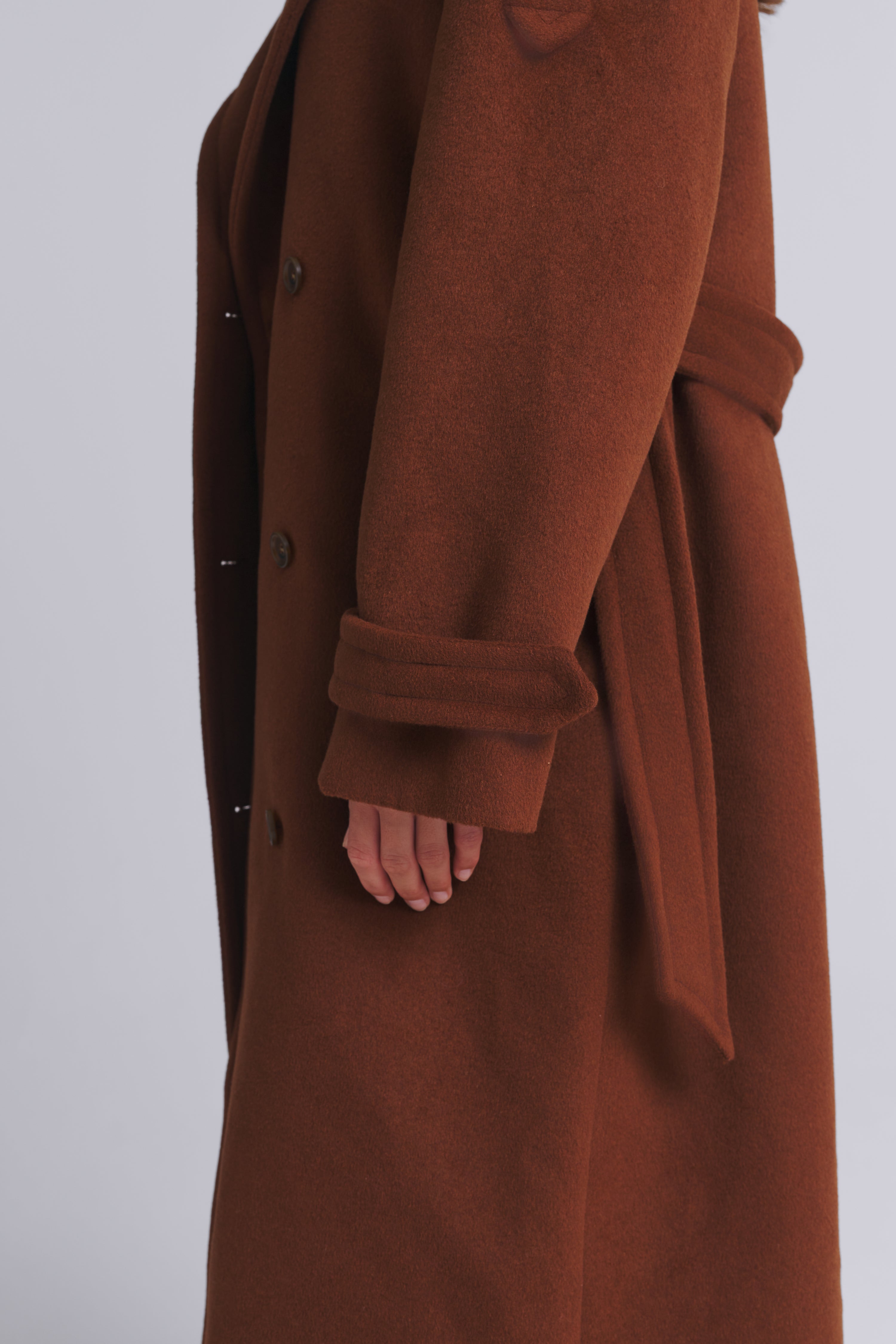 DOUBLE BREASTED OVERSIZED WOOL COAT 02