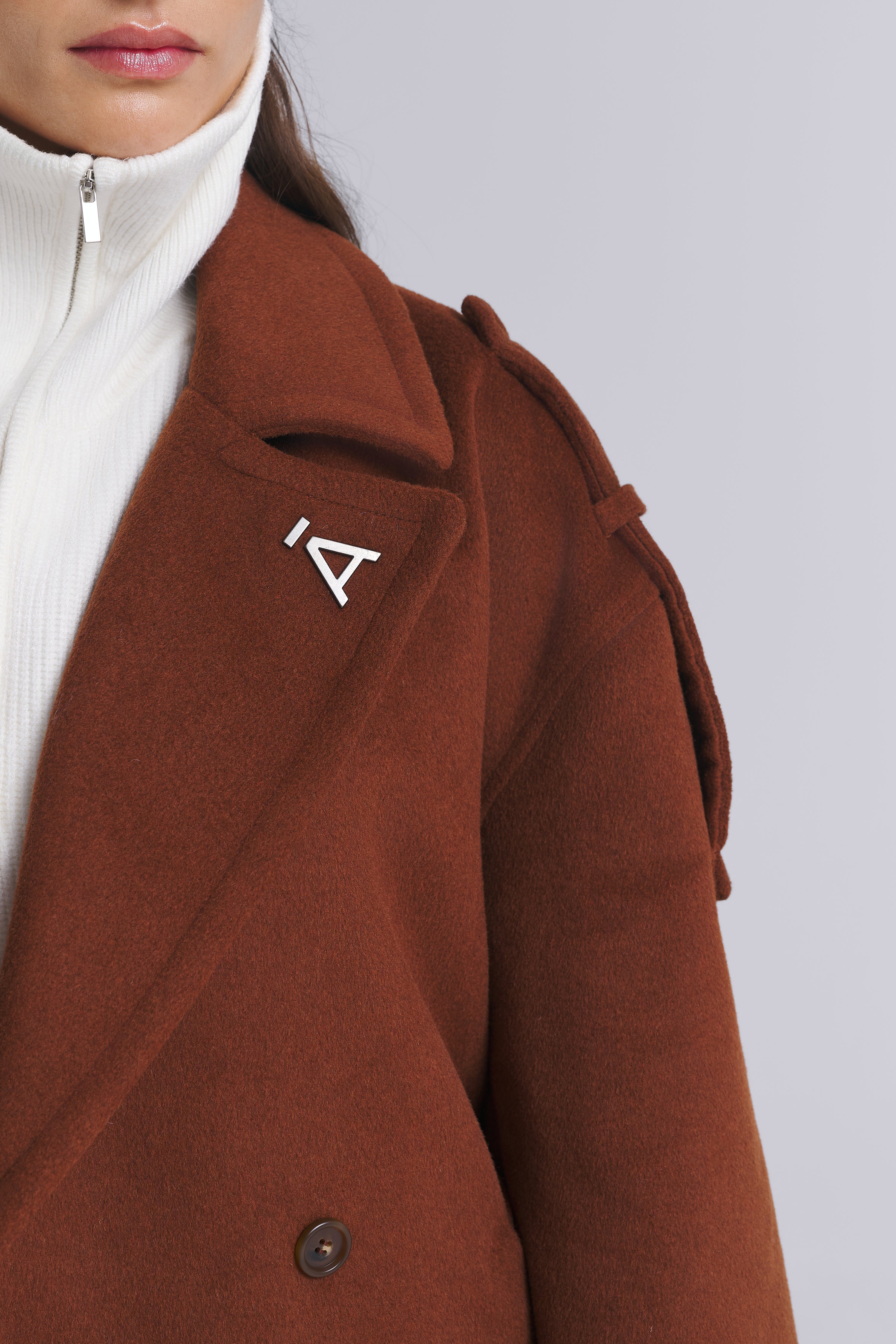 DOUBLE BREASTED OVERSIZED WOOL COAT 02
