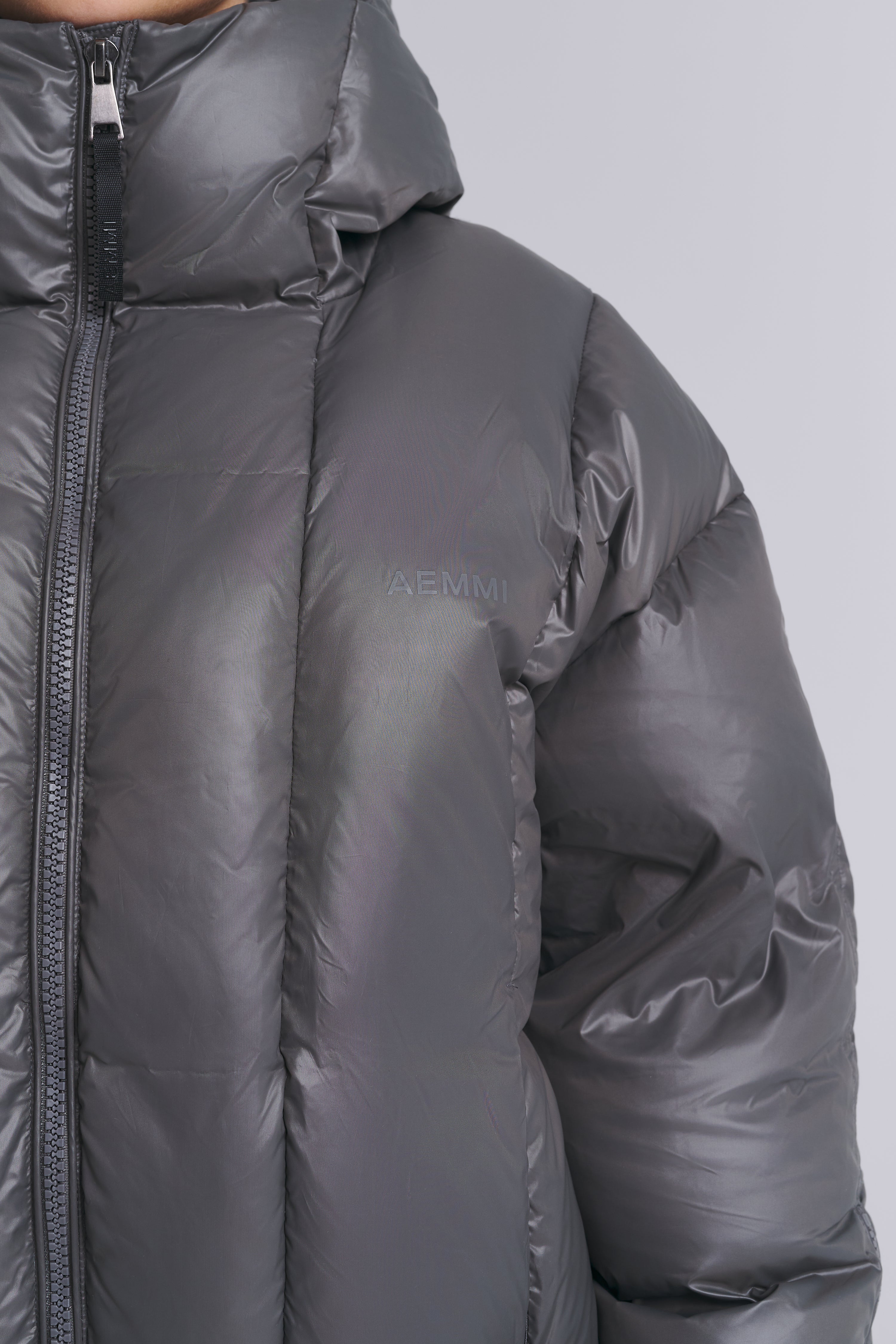 OVERSIZED PUFFER JACKET  02