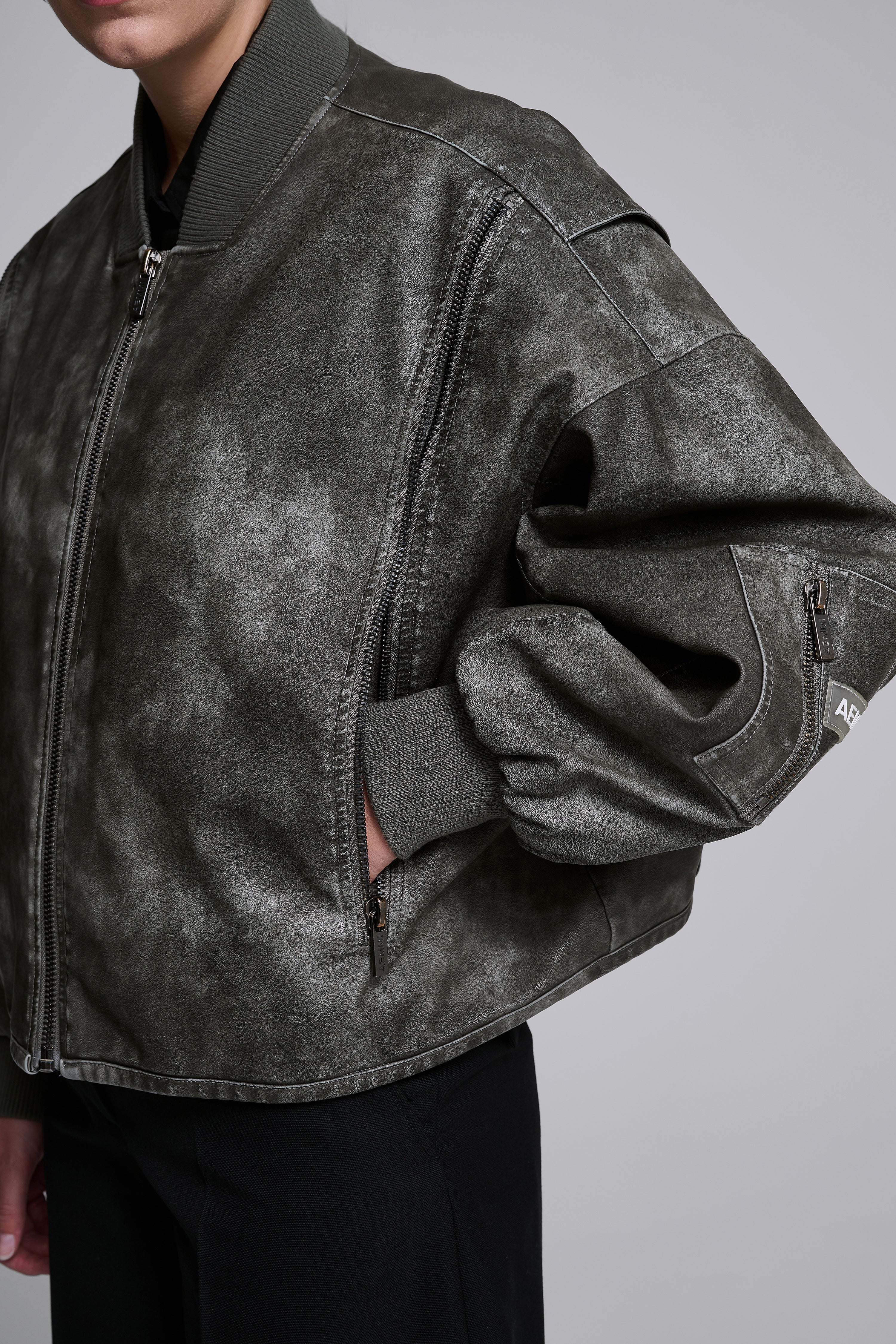 FAUX LEATHER BOMBERJACKET