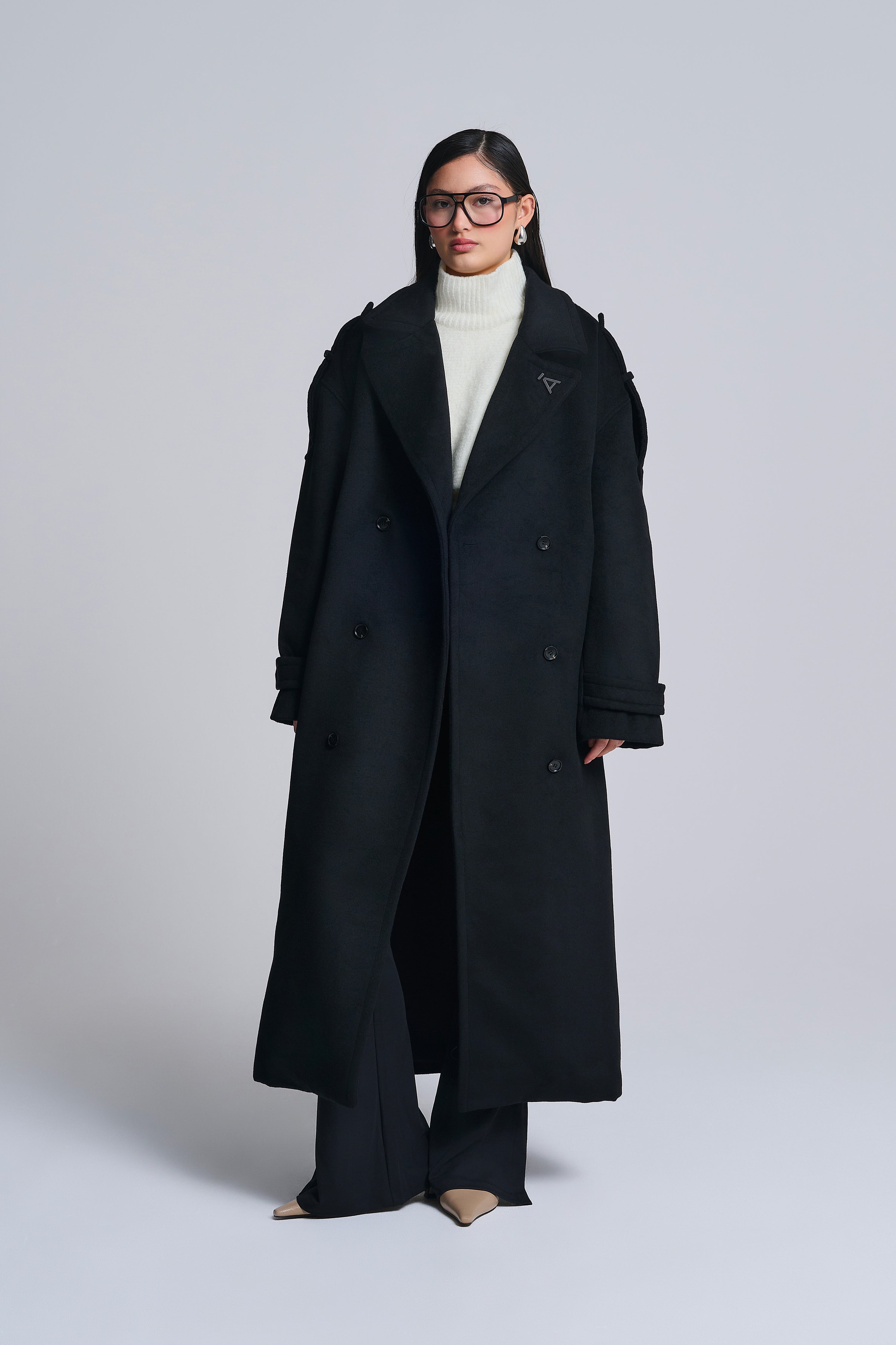 DOUBLE BREASTED OVERSIZED WOOL COAT 01