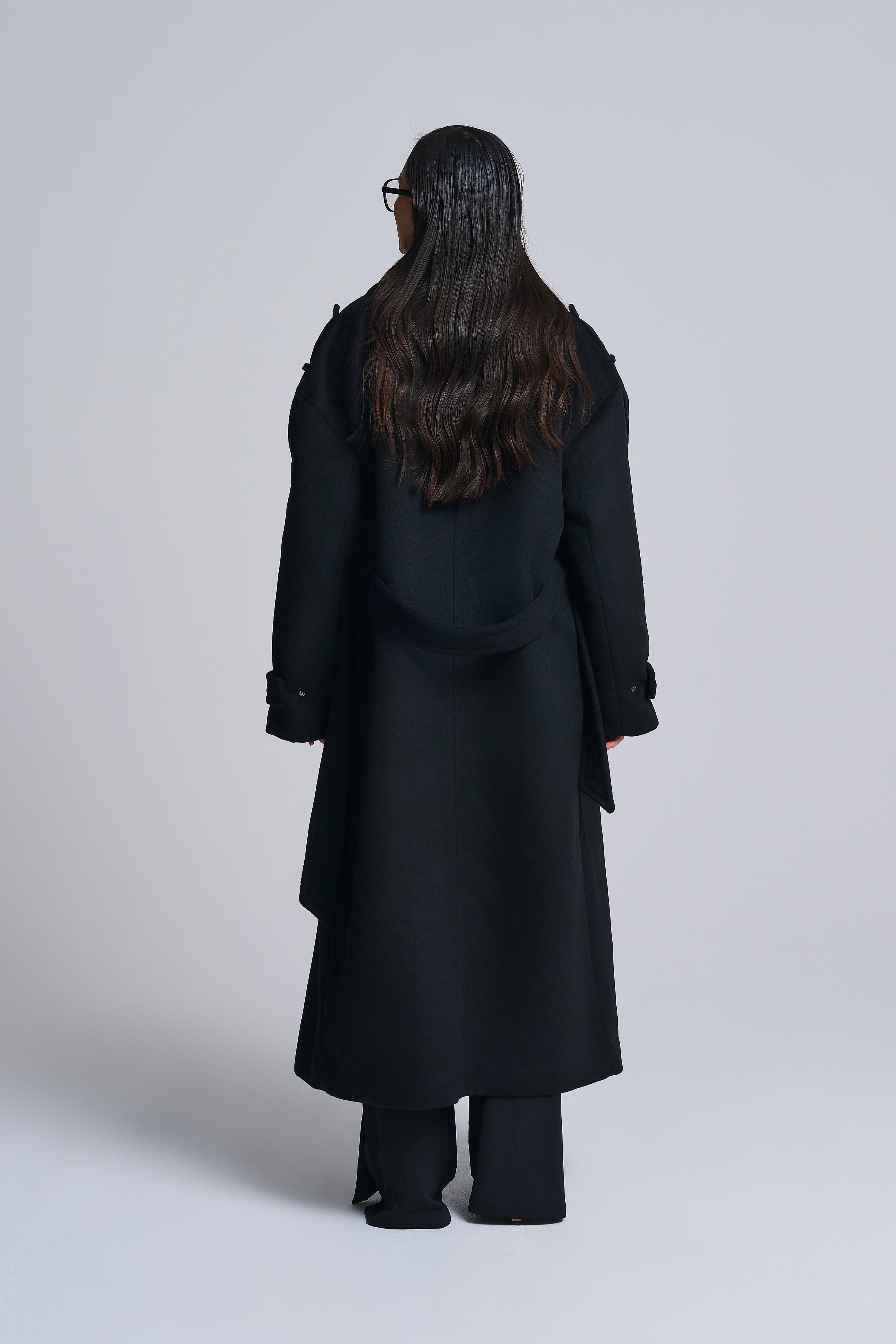 DOUBLE BREASTED OVERSIZED WOOL COAT 01