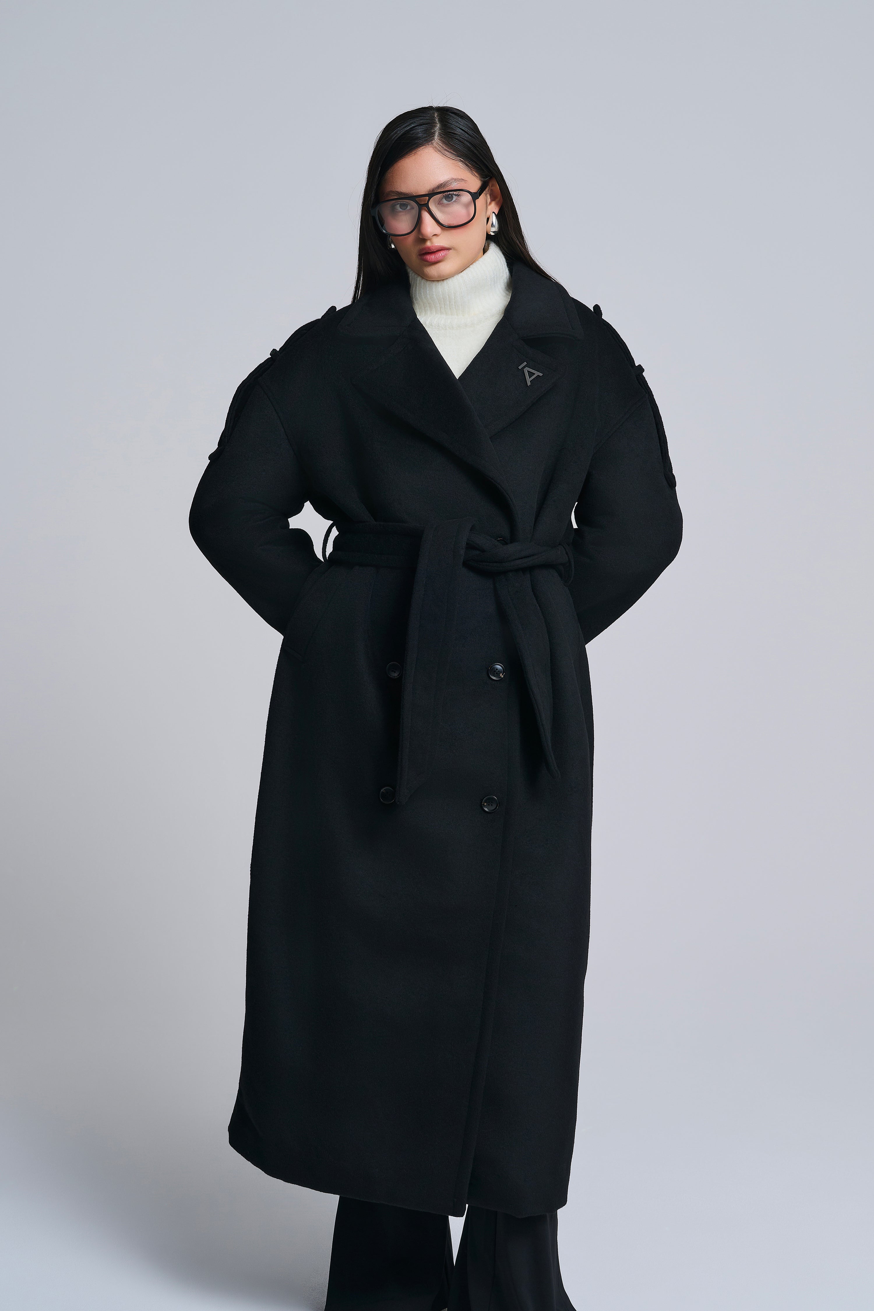DOUBLE BREASTED OVERSIZED WOOL COAT 01