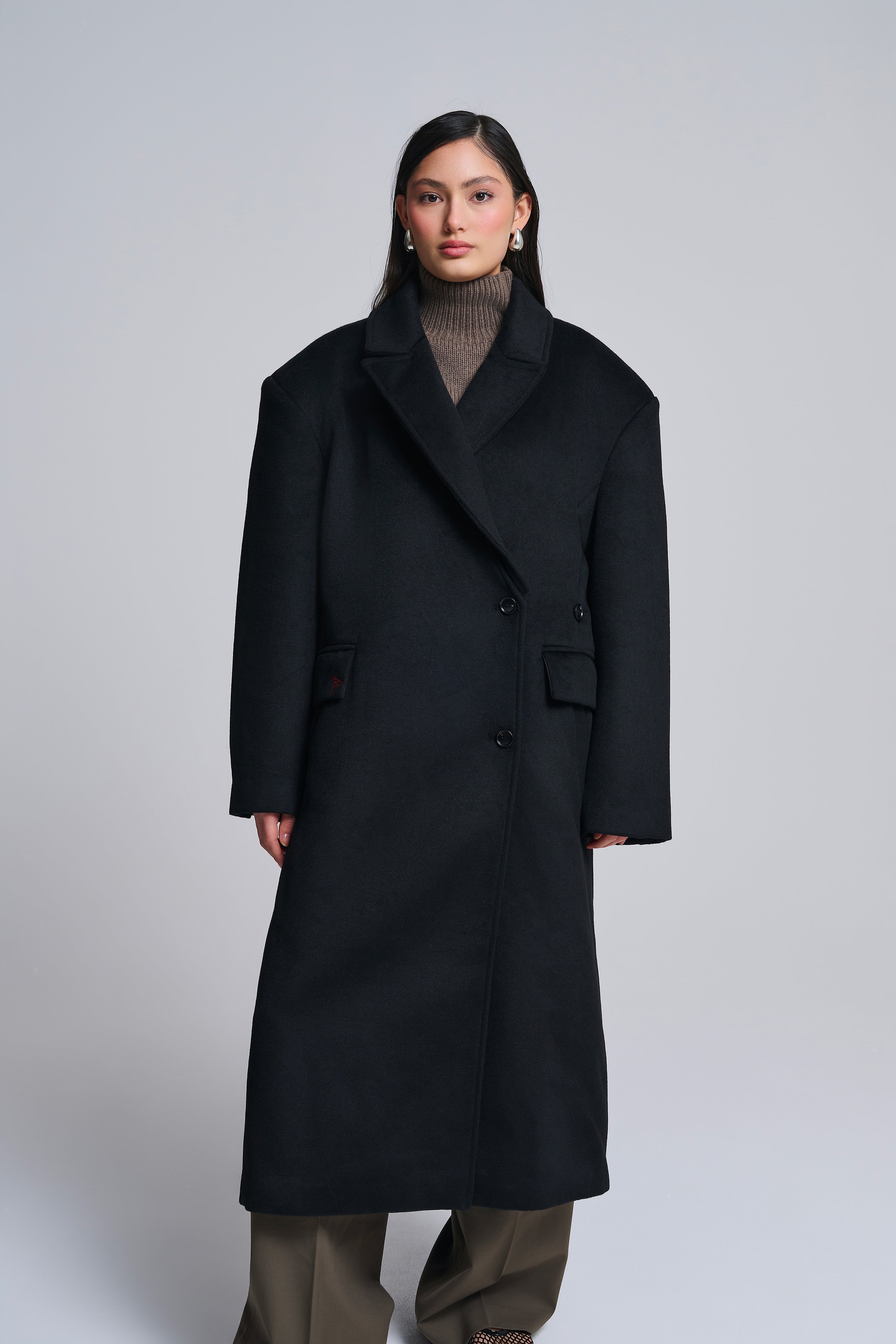 WOOL COAT WITH DETACHABLE COLLAR