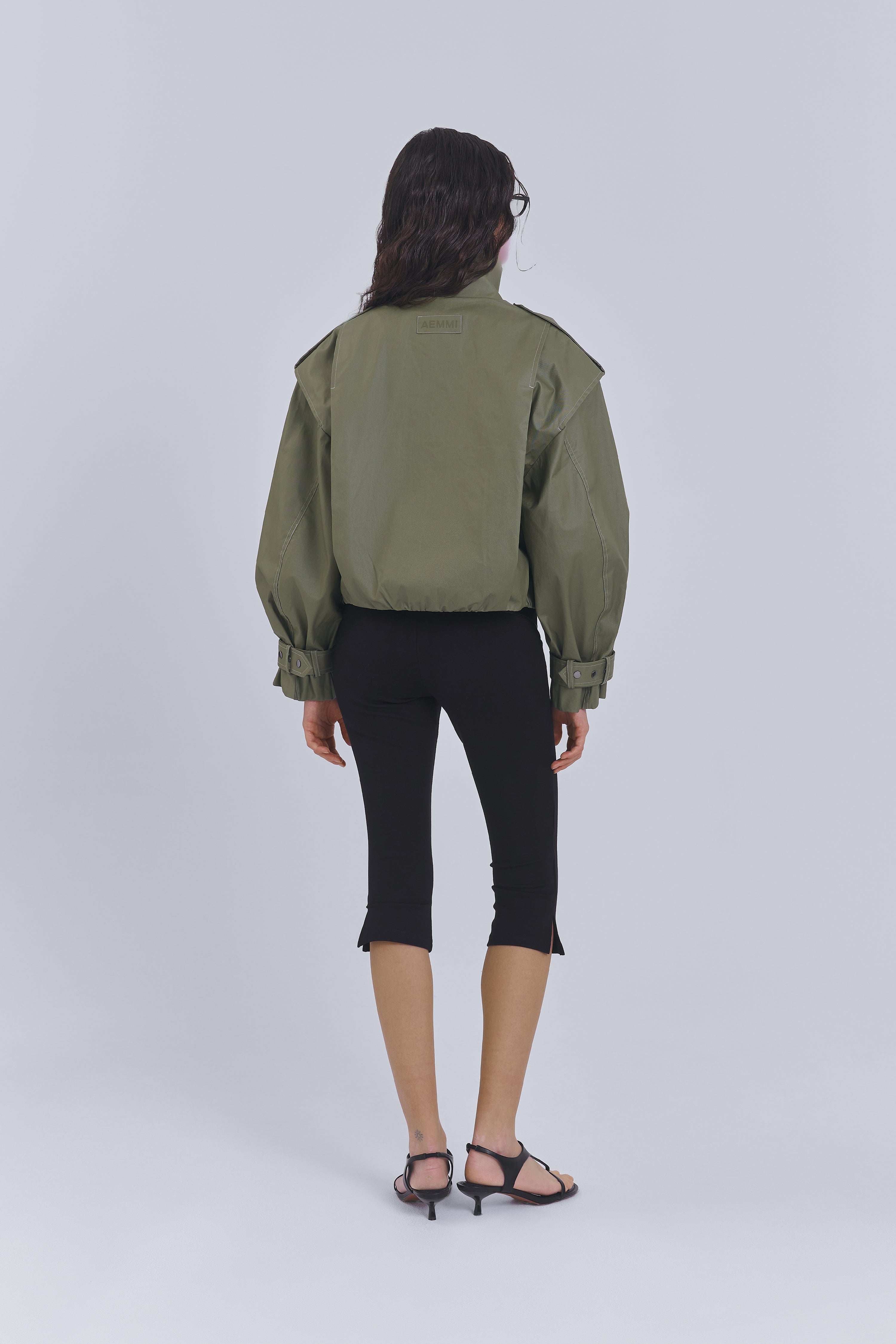 30 / WAXED COTTON CROPPED TRENCHCOAT